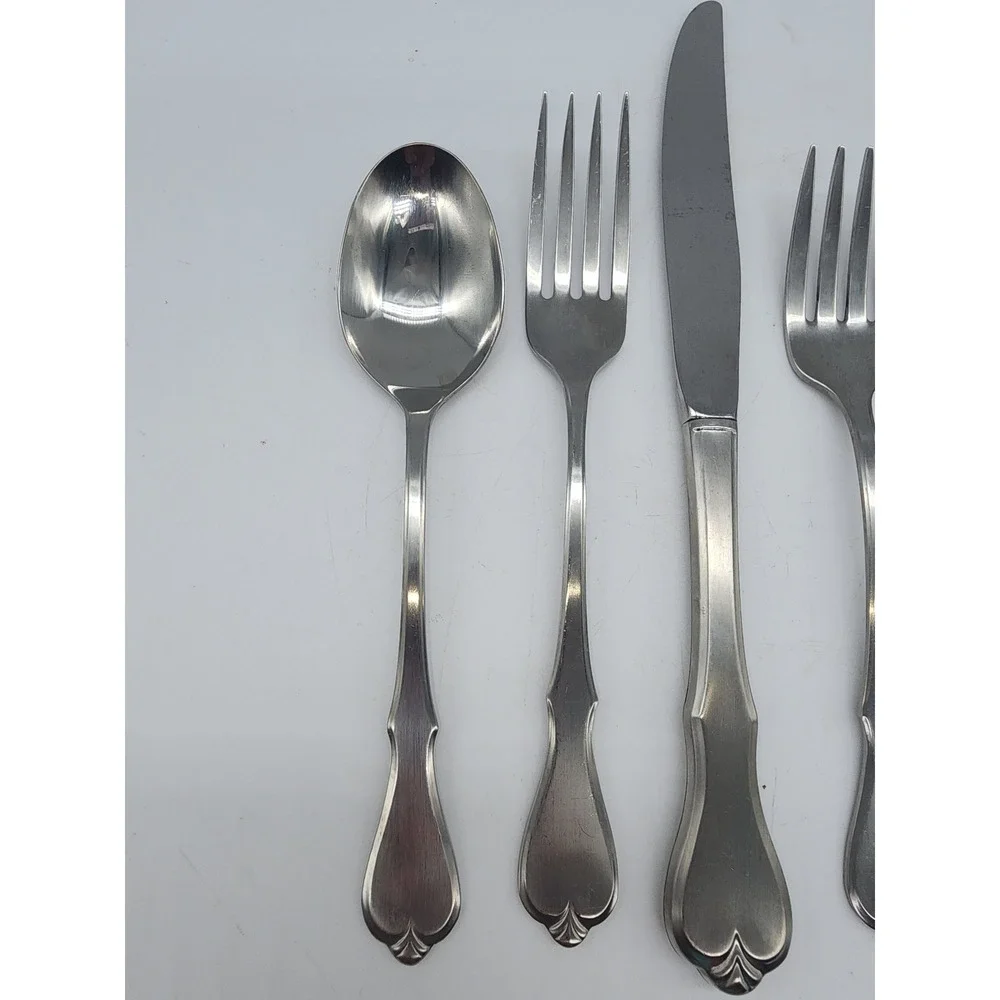 Oneida American Freedom 5 Piece Place Setting WM A Rogers Premier Stainless USA